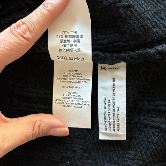COACH | Signature Turtleneck Knit Poncho XS/S - Picture 10 of 10